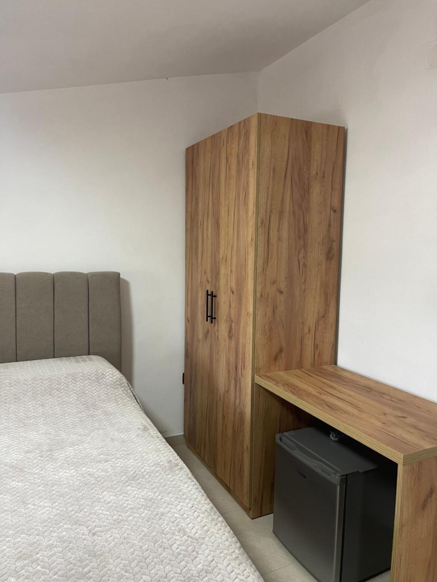 Prela'S Rooms Shkoder Exterior photo