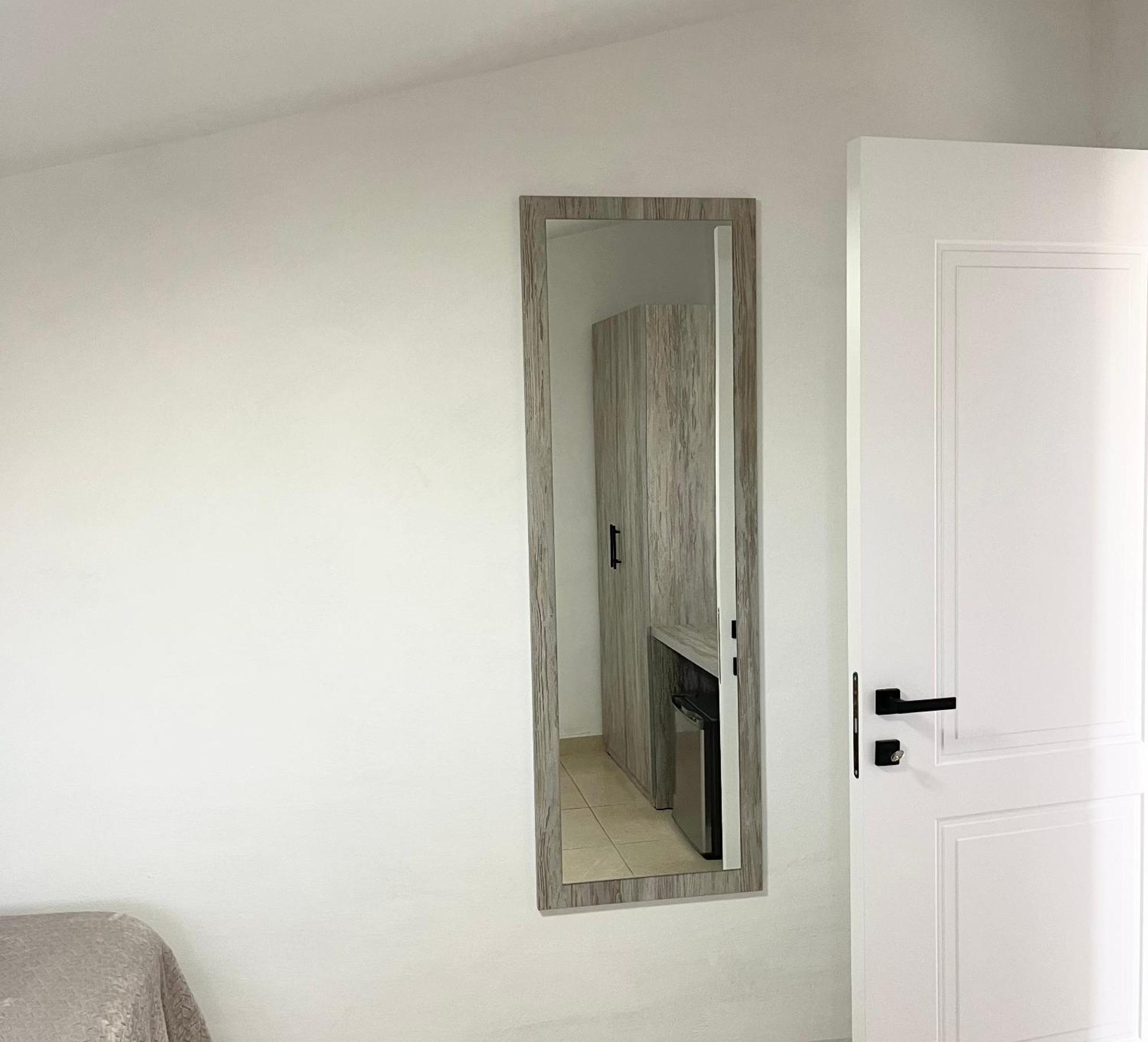 Prela'S Rooms Shkoder Exterior photo